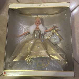 RARE NEW UNOPENED-2000 Celebration Barbie Special Edition (28269) with Ornament